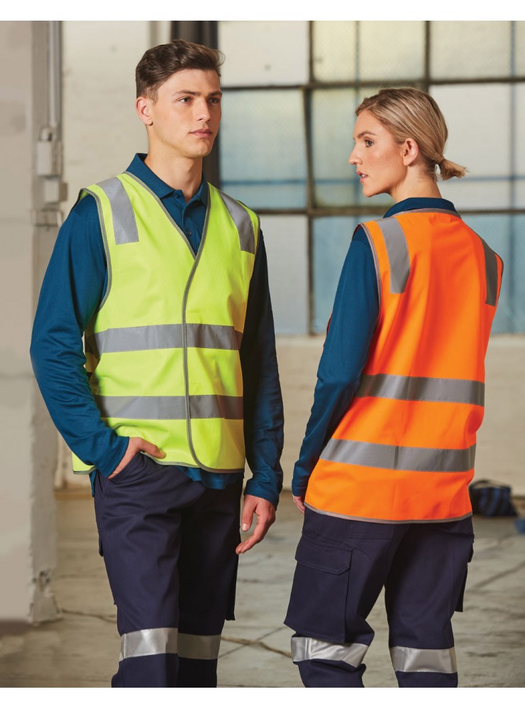 SW43 safety vest with shoulder tapes